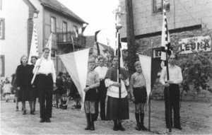 Fronleichnam 1949, Prozession an "Hammesse Eck." Repro: Hejo Mies