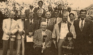 60 Jahre Tambourkorps, Stiftungsfest auf dem Schulhof im Juni 1992.   Bild: Kölnische 